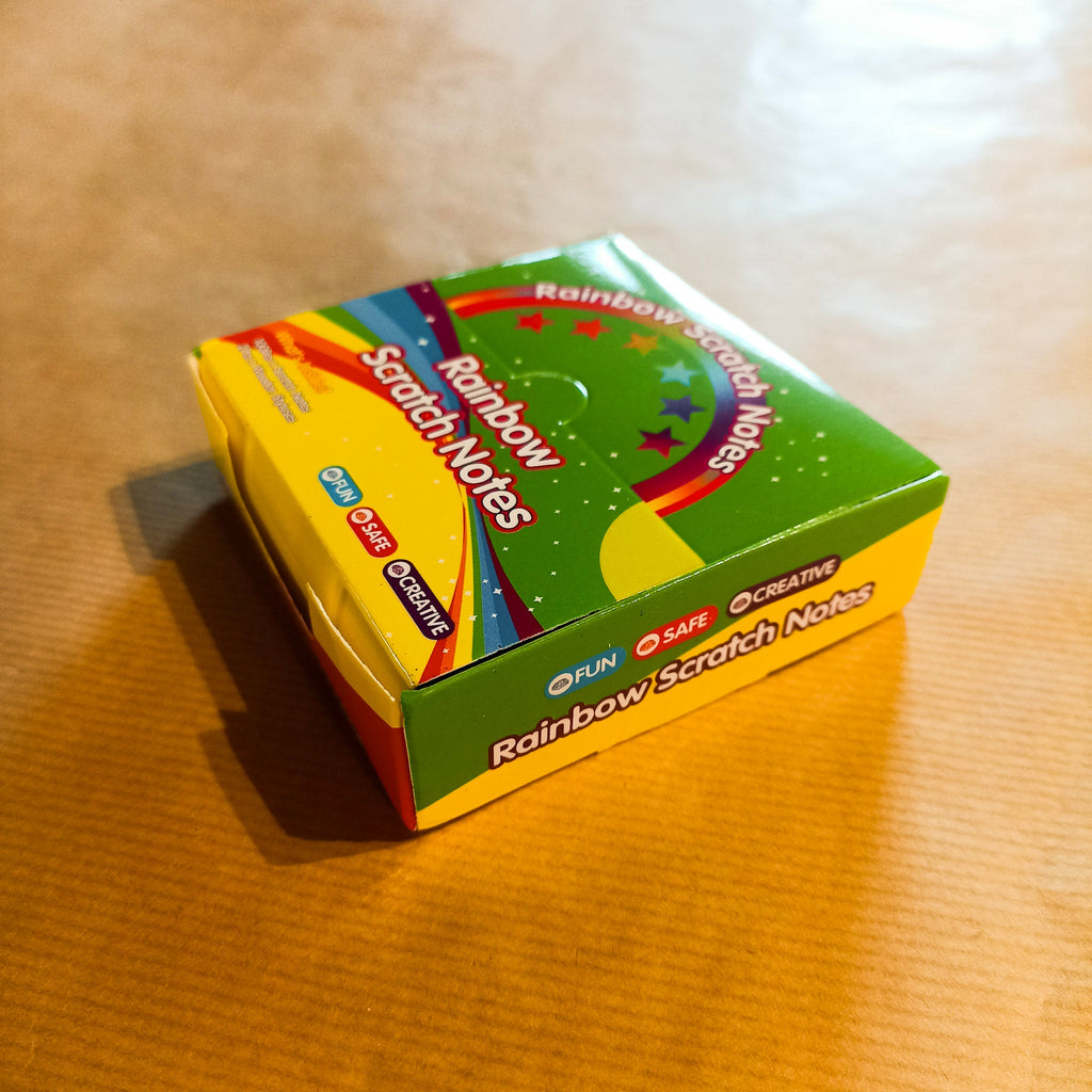 Lot créatif 100 cartes à gratter multicolores + 2 stylets bambou - Mains Créatrices