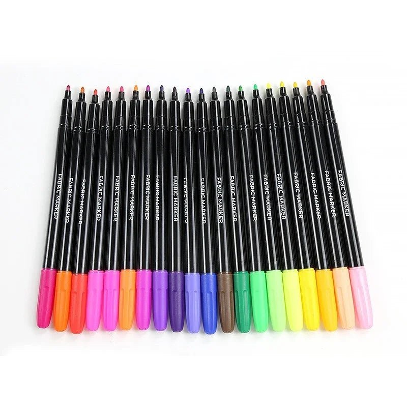 Lot de 12 feutres textile indélébiles - Mains Créatrices