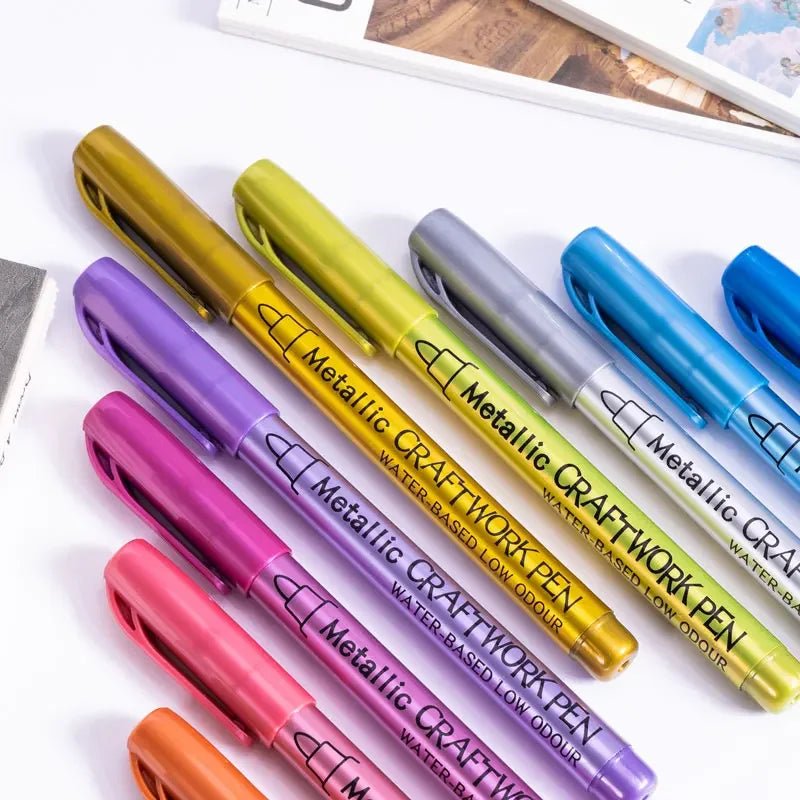 Marqueurs métalliques 12 couleurs multi - surfaces - Mains Créatrices